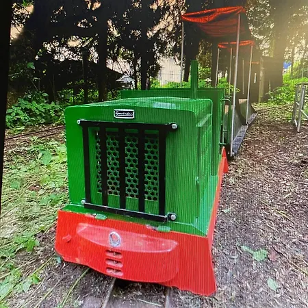 Semesterbostad Casita - Sterneferienhaus Mit Garten, Sauna Und Wallbox Kirburg